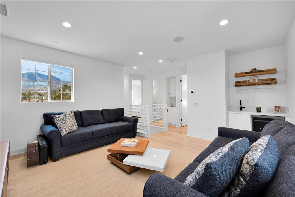 Whisper Rock Rental - Rates