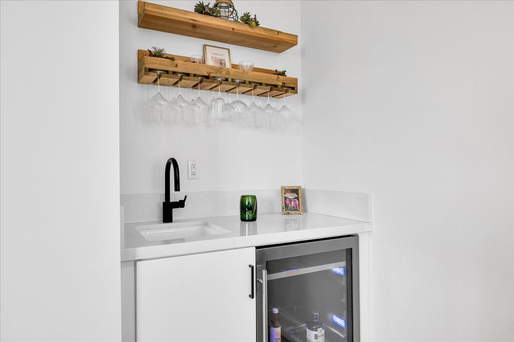 Whisper Rock Rental - Rates