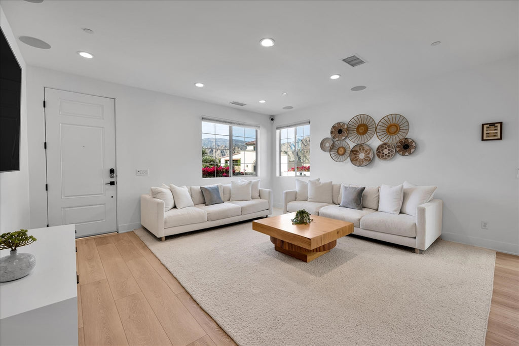 Whisper Rock Rental - Rates