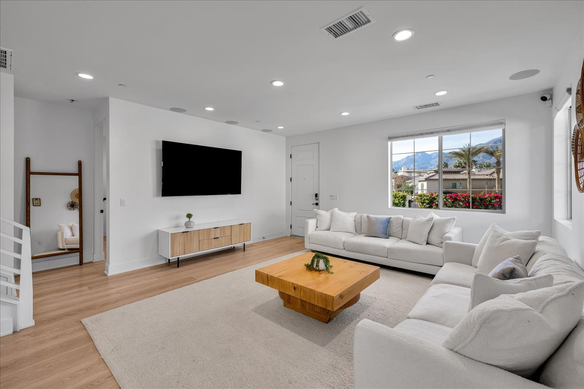 Whisper Rock Rental - Rates