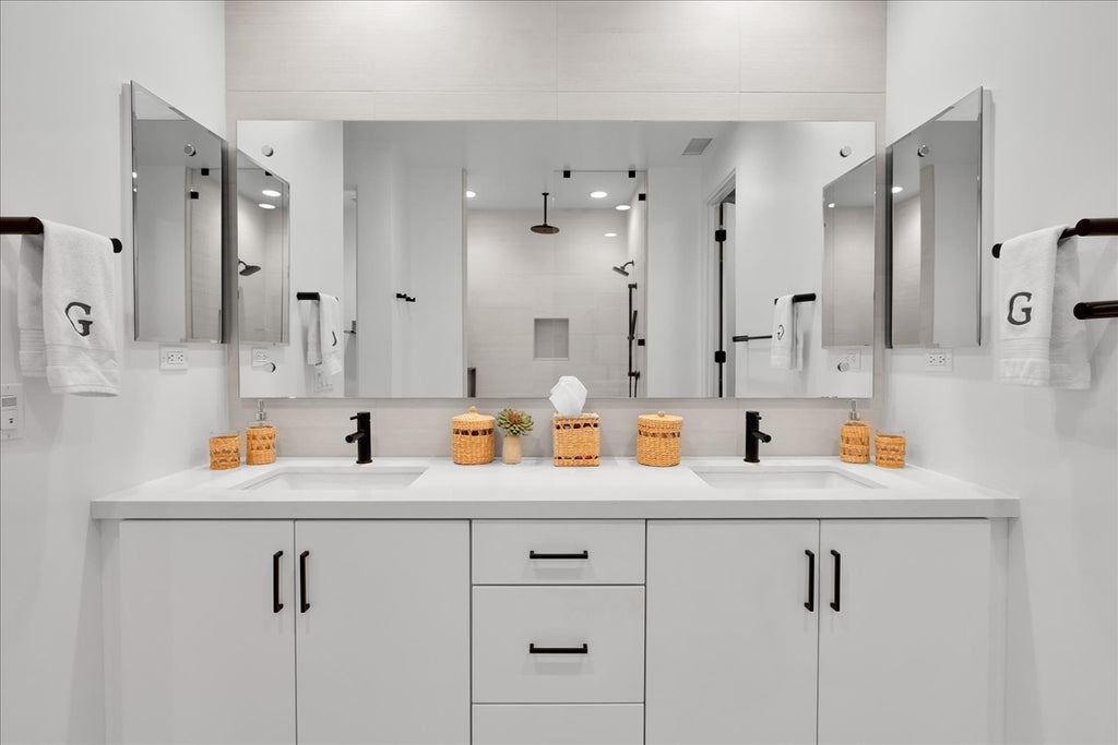 Whisper Rock Rental - Rates