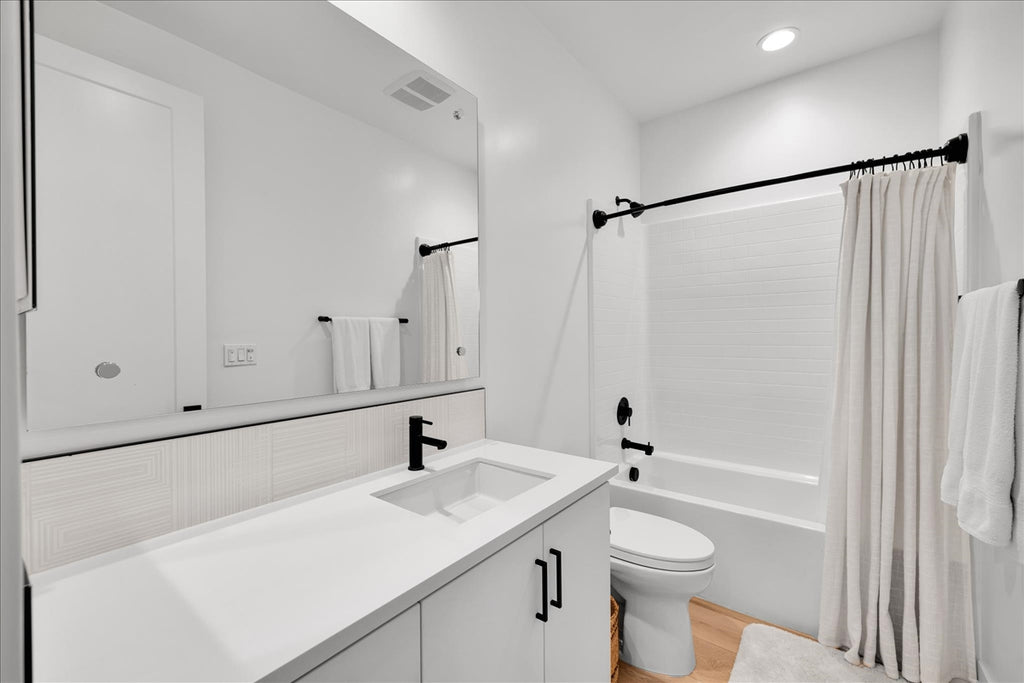 Whisper Rock Rental - Rates